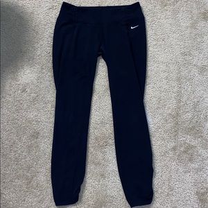 Nike leggings size medium